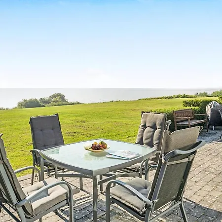 別荘 3 Bedroom Beach Front In Juelsminde Sønderby
