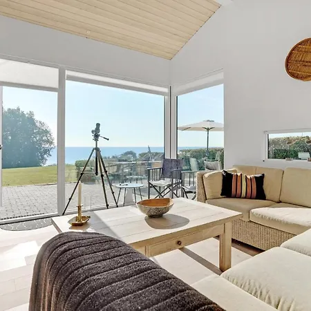 別荘 3 Bedroom Beach Front In Juelsminde *